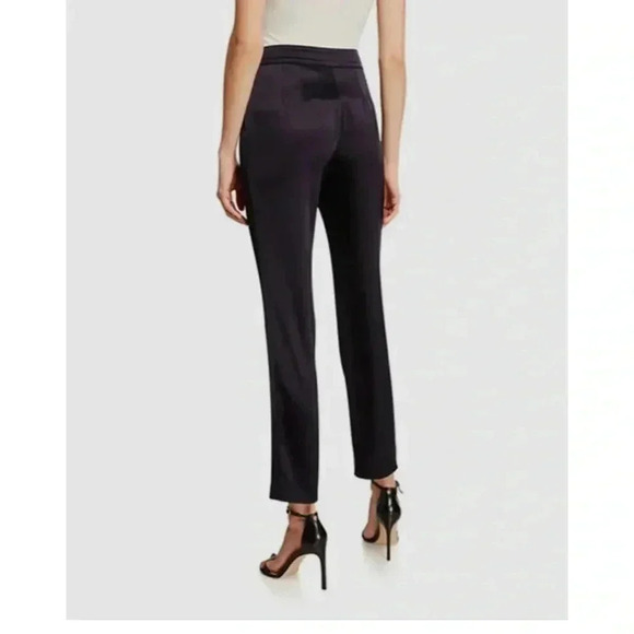 St. John Caviar I 10 - Picture 10 of 10